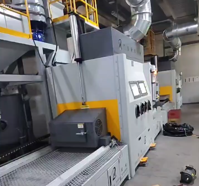 昌江抛丸机 vs 喷砂机：工业清理该怎么选？